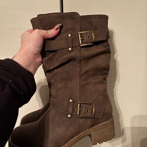 Global Win Brown Heeled Boots with Buckle Detail